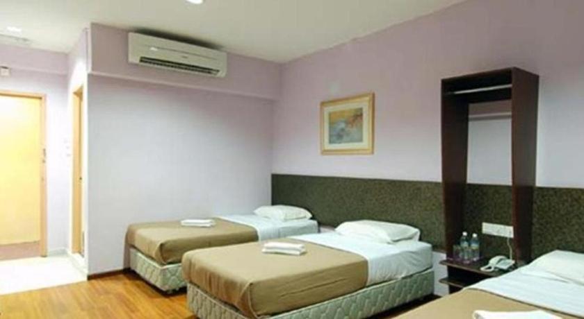 Aristo Hotel @ Putatan Kota Kinabalu Exterior photo